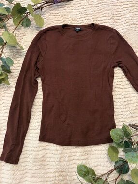 Express Fitted Crew Ribbed Crew Neck Long Sleeve Top - Brown XS